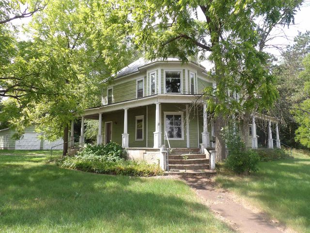 $215,000 | 303 South Main Montello Wi 53949 | Montello