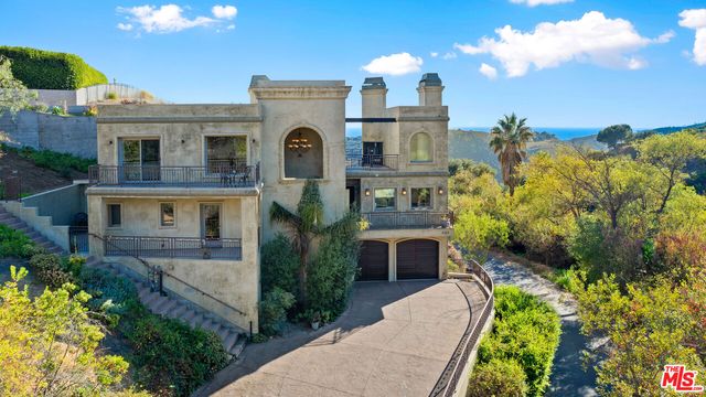 $2,500,000 | 2918 Sequit Drive | Malibu Land Side