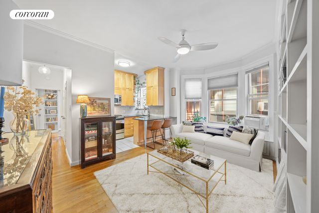 $749,000 | 242 West 104th Street, Unit 6WR | Upper West Side