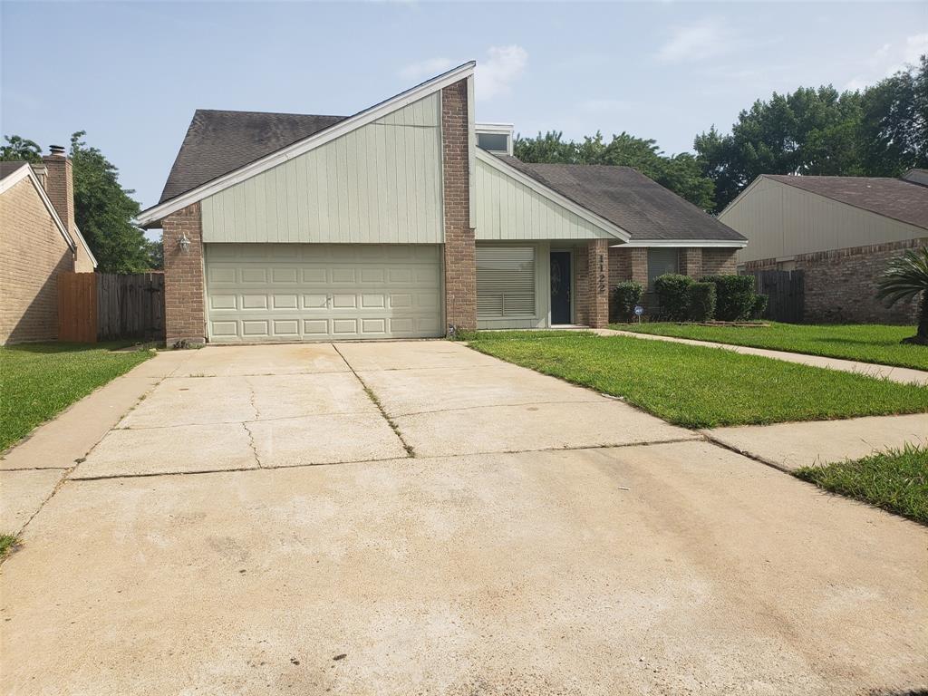 a view of house and outdoor space