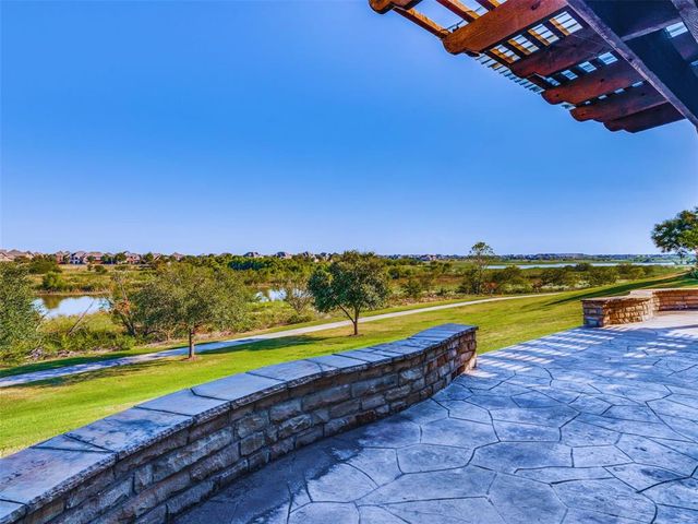 $675,000 | 6504 Lincoln Hills Court | Frisco Lakes