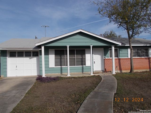 $1,350 | 822 Cibolo Trail | Universal City