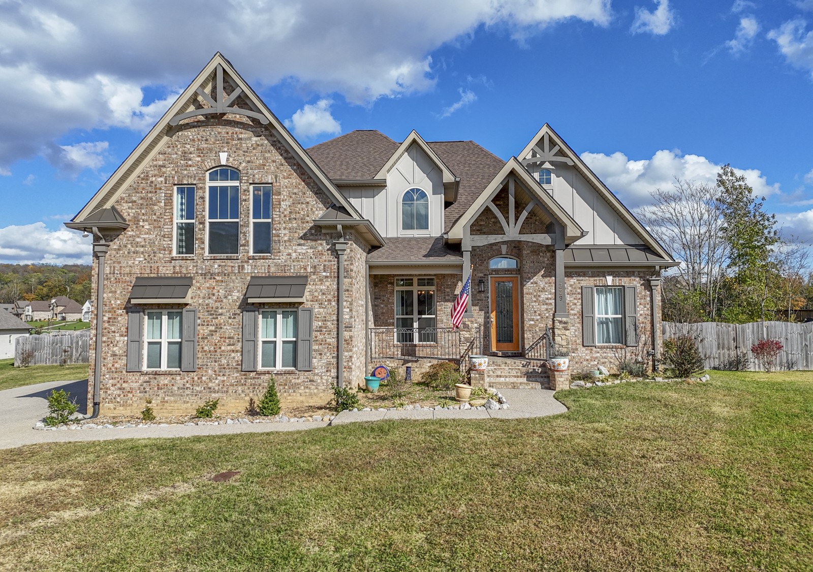 Beautiful Eastland built home with tons of extras! Located in a cul-de-sac, it has so many details that make it stand out from others.