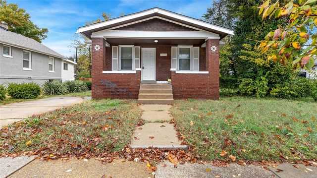 $1,500 | 7015 Julian Avenue | University City