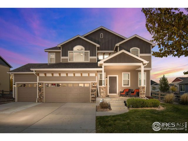 $715,000 | 514 Mount Rainier Street | Heritage Ridge