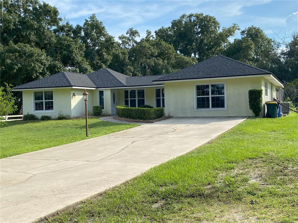 front view of house with a yard