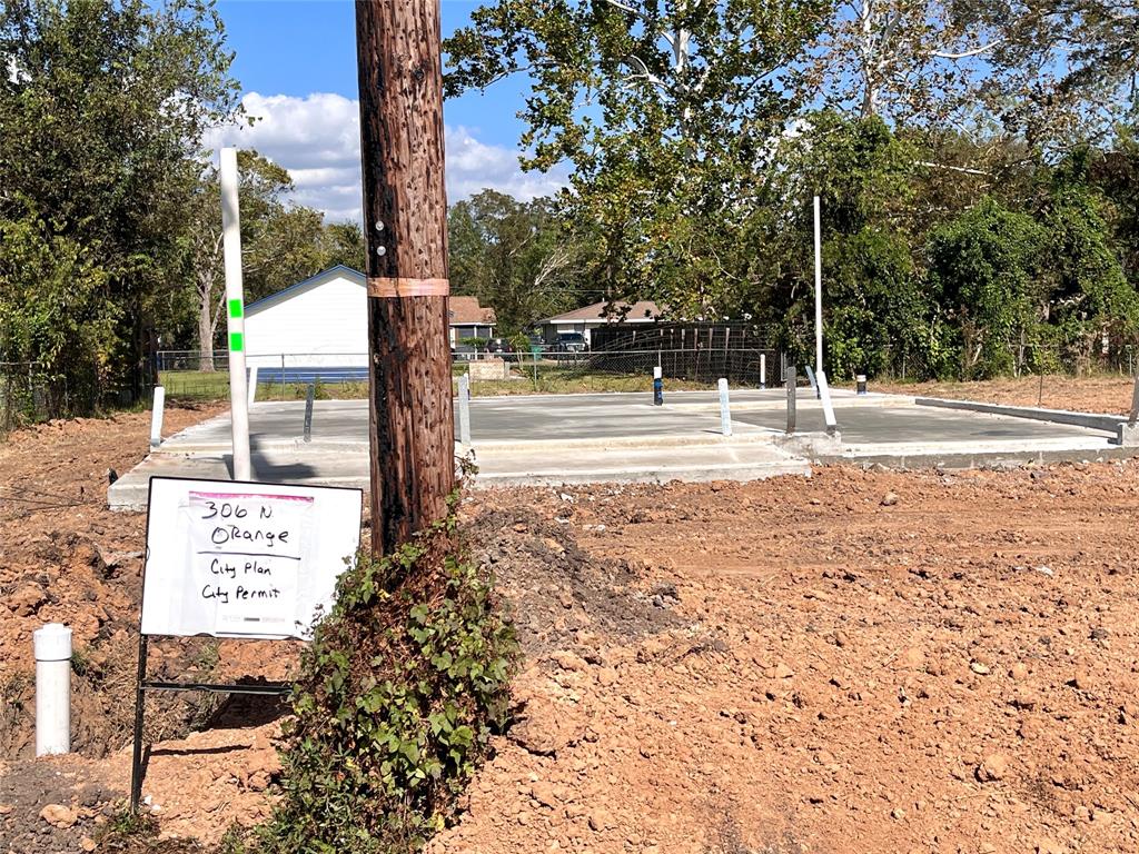 a view of a park with welcome board