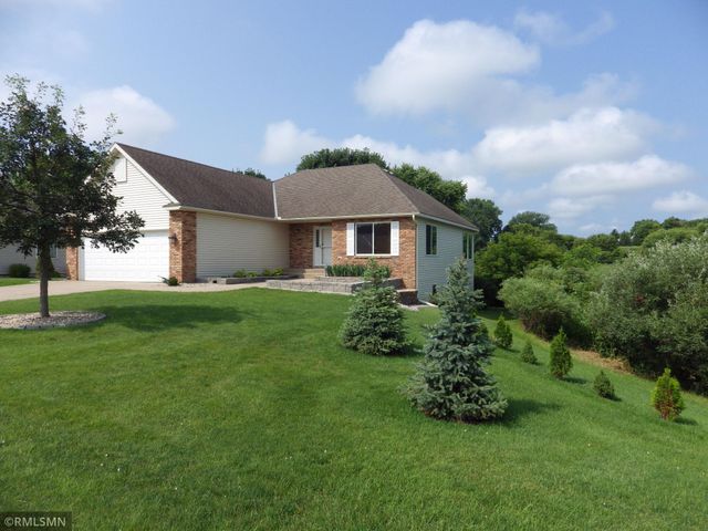 $374,900 | 3229 Eagle Ridge Drive West | Willmar