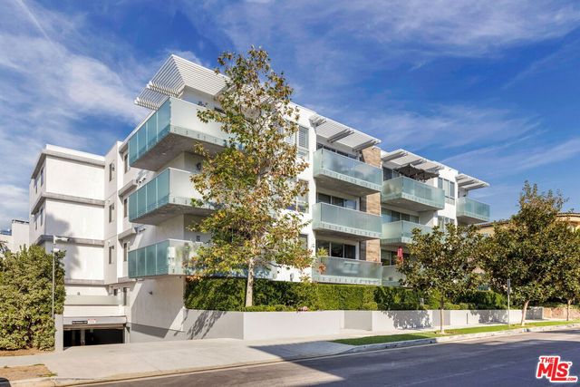 $7,450 | 12045 Guerin Street, Unit PH3 | Studio City