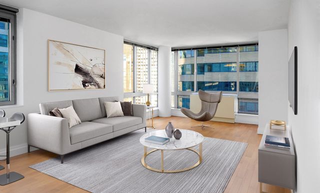 $5,575 | 150 East 44th Street, Unit 27G | Midtown East