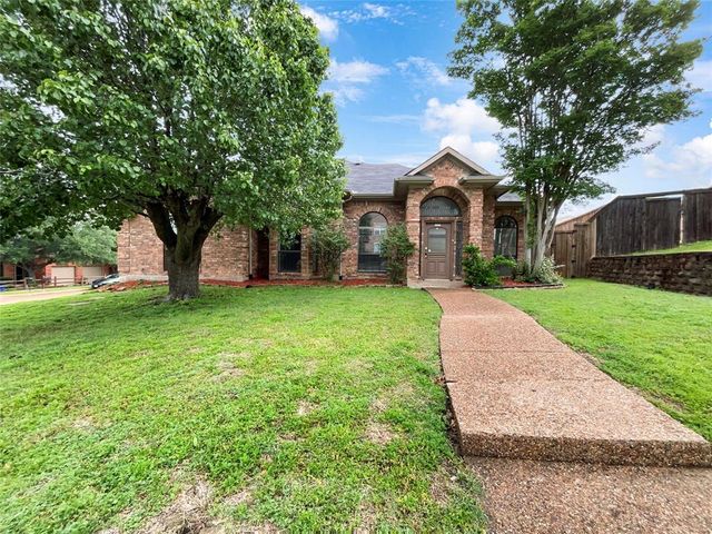 $450,000 | 3808 Elizabeth Drive | North Central Carrollton