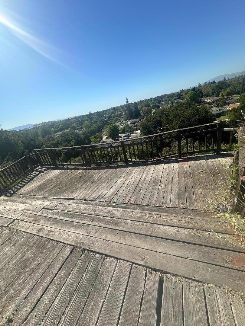 a view of a balcony