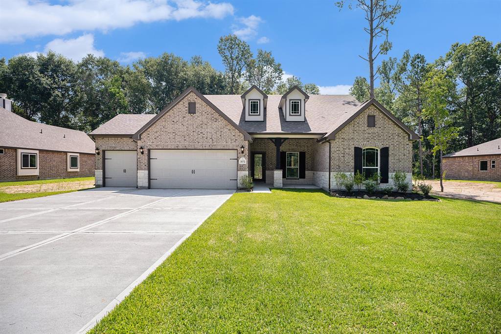 Stunning Brand New 1 Story Home! Ready Now!   Hurry, Call today to see your future home! Representation Photos of the Seabury Plan. Colors and Selections may vary! Seabury Plan