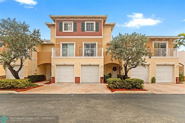 $495,000 | 7440 Willow Grove Place | Davie