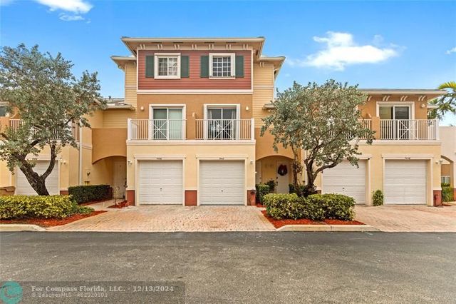 $495,000 | 7440 Willow Grove Place | Davie