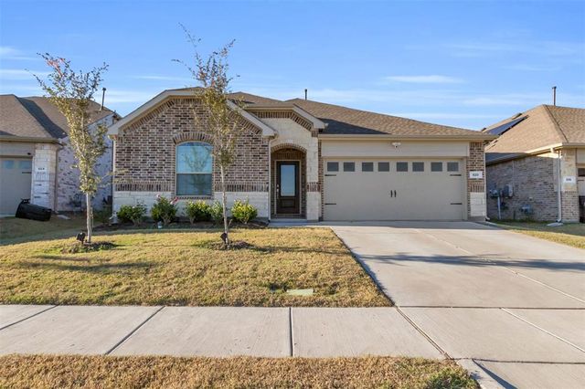 $2,300 | 820 Grapefruit Court | Overland Grove