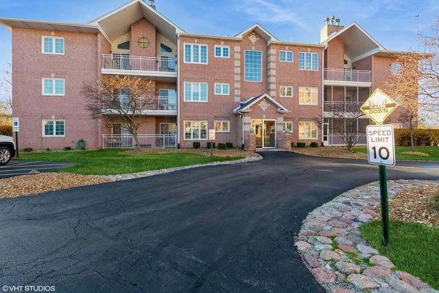 $279,000 | 17940 Settlers Pond Way, Unit 3A | Orland Park