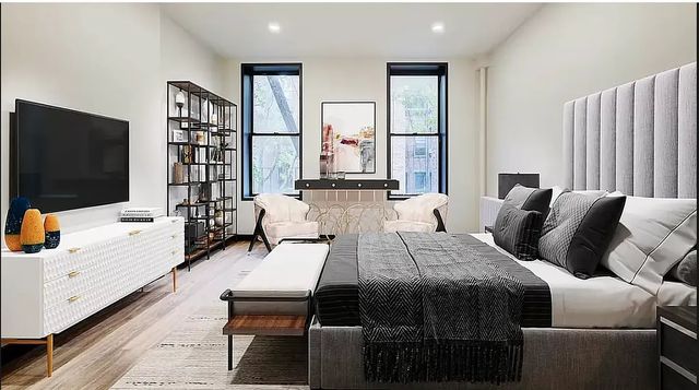 $3,300 | 439 West 46th Street, Unit 4G | Hell's Kitchen