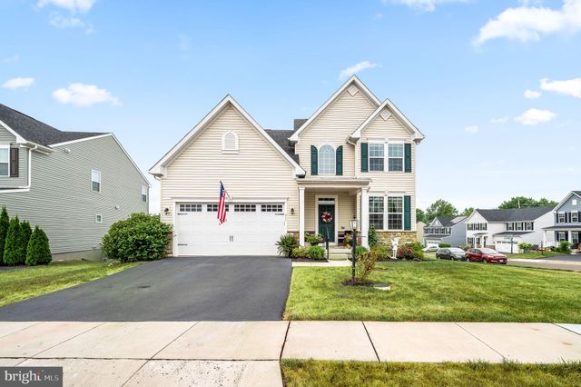 $500,000 | 411 Evergreen Drive | New Hanover Township - Montgomery County