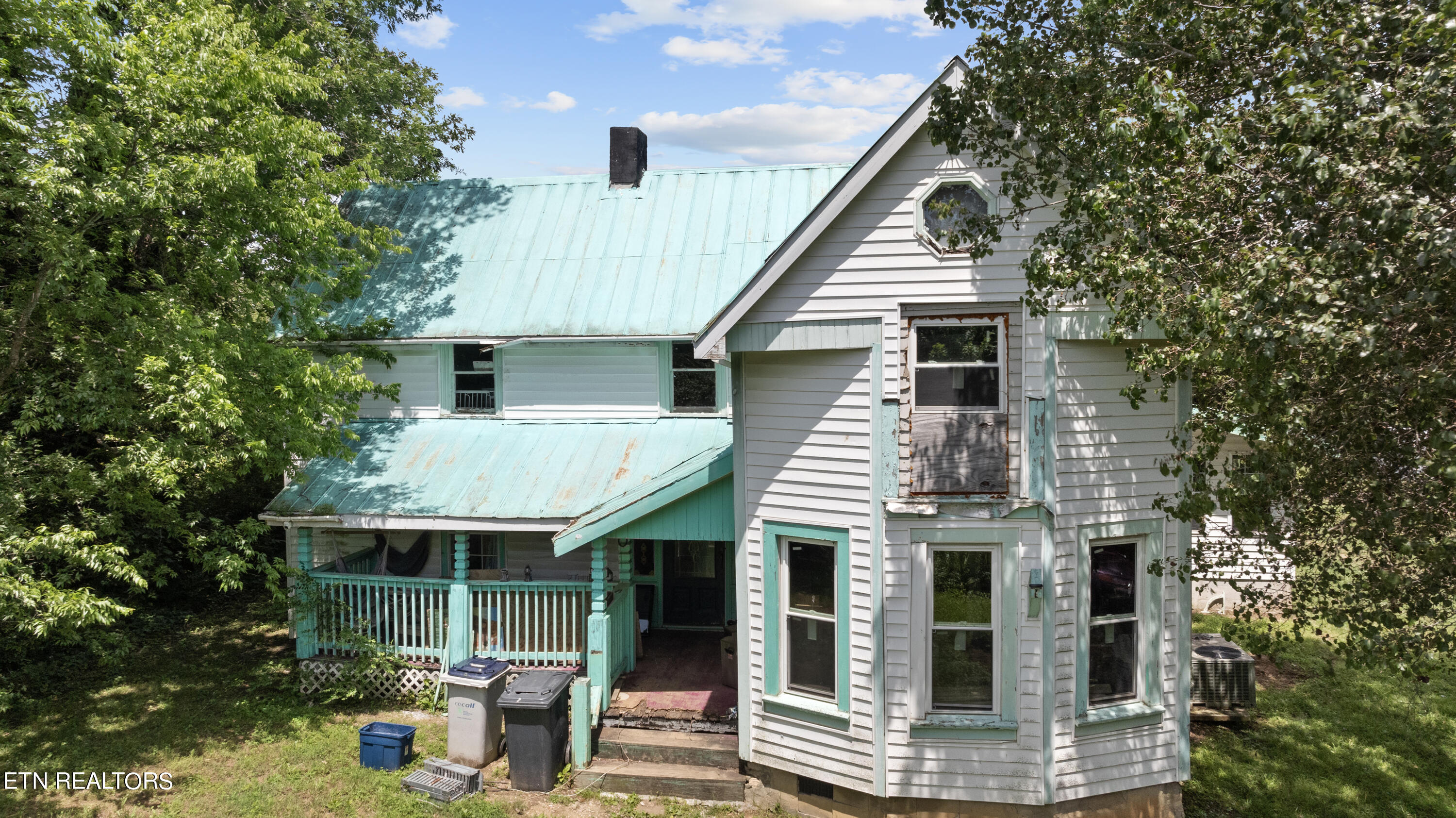 Front of Charming Home