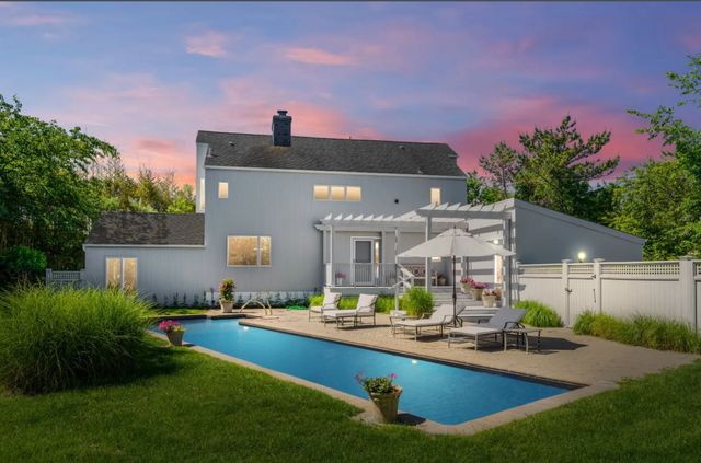 101 Central Avenue | Amagansett Dunes