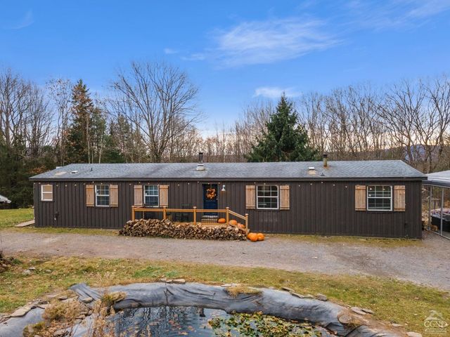 $289,000 | 306 East Conesville Road | Conesville