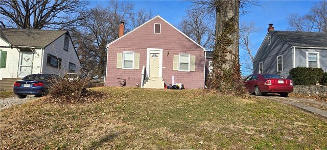 $99,900 | 4210 East 69th Street | Foxtown East