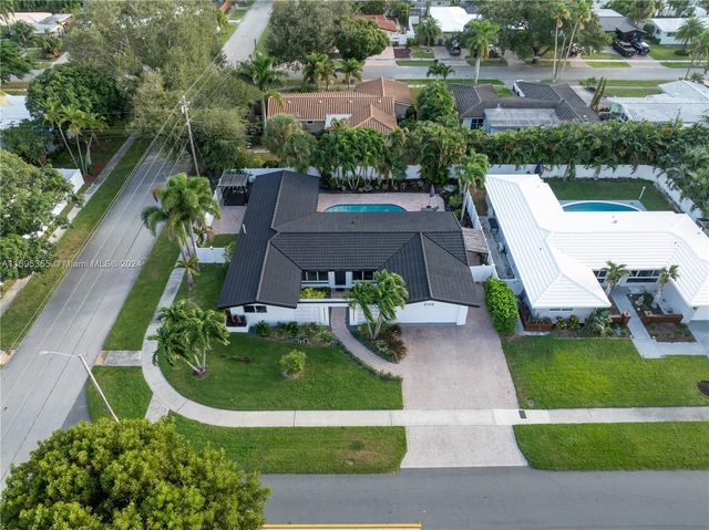 $1,080,000 | 2132 Northeast 63rd Street | Imperial Point