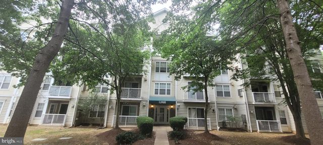 $192,000 | 13900 Farnsworth Lane, Unit 4101 | Marlboro Village