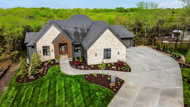 $2,590,000 | 25384 West 107th Terrace | Olathe