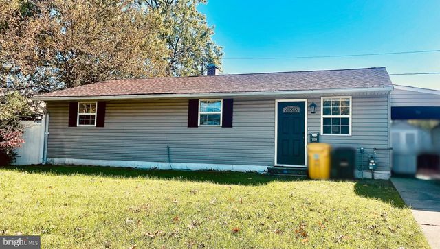 $315,000 | 709 Hamlen Road | Munroe Gardens