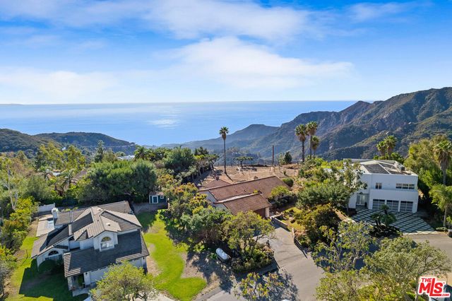 $1,950,000 | 23424 West Moon Shadows Drive | Malibu Land Side