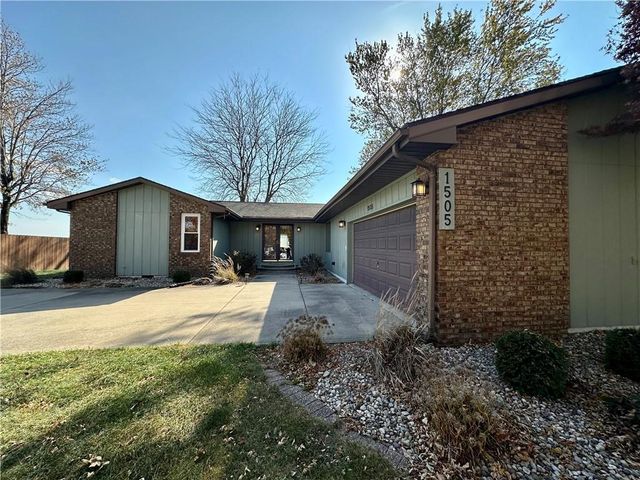 $210,000 | 1505 Stinson Avenue | Mattoon