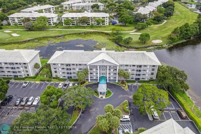 $350,000 | 1520 Whitehall Drive, Unit 405 | Pine Island Ridge