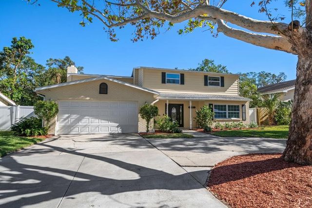 $735,000 | 12805 Mia Circle | Largo