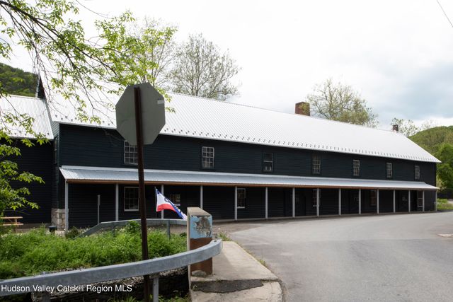 $1,200,000 | 3 Main Street | Wassaic