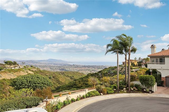 $3,150,000 | 22721 Las Brisas Circle | West Laguna Niguel