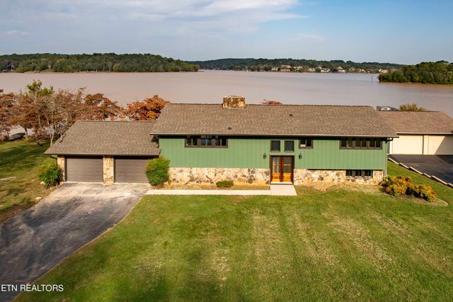 $1,290,000 | 3860 Brooksview Road