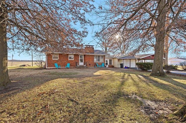 $255,000 | 9572 Lincoln Drive | Hamel Township - Madison County