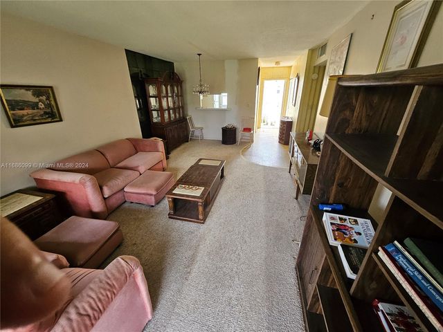 $110,000 | 4411 Northwest 16th Street, Unit F203 | Lauderhill East