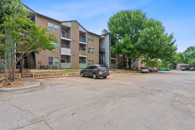 $179,000 | 12166 Metric Boulevard, Unit 355 | Edge Creek