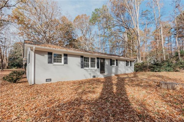 $299,900 | 305 Lyles Street | Elkin