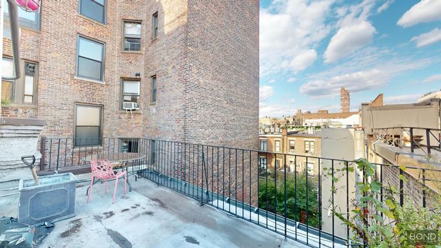 $4,290 | 103 West 73rd Street, Unit PHB | Upper West Side