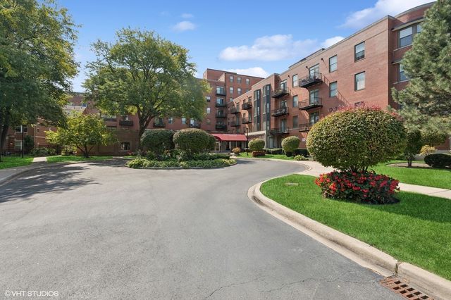 $165,000 | 5200 South Ellis Avenue, Unit 203 | Hyde Park