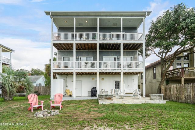 $684,499 | 317 Atlanta Avenue, Unit 2 | Carolina Beach