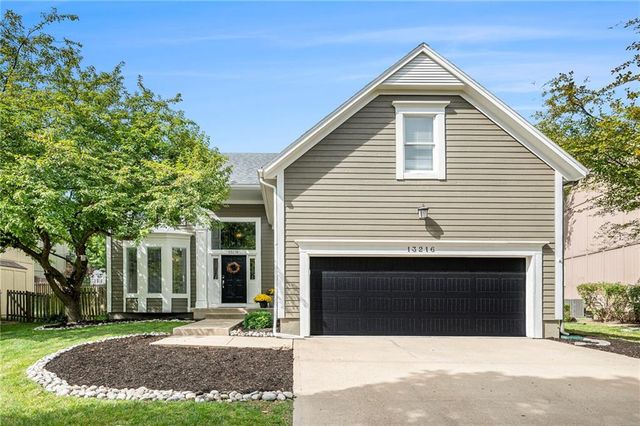 $465,000 | 13216 Bluejacket Street | St. Andrews Highlands