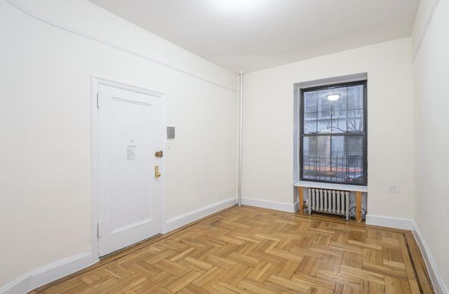 $2,495 | 352 West 18th Street, Unit 1A | Chelsea