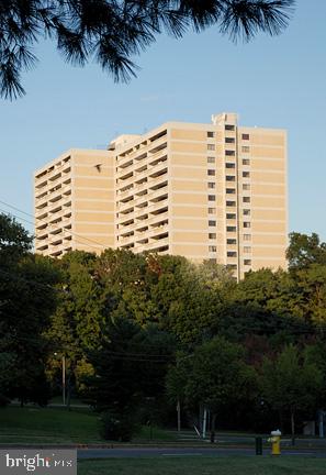 a view of a large building