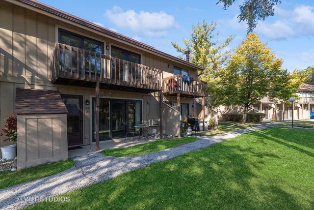 $100,000 | 65 Aspen Colony, Unit 2 | Fox Lake