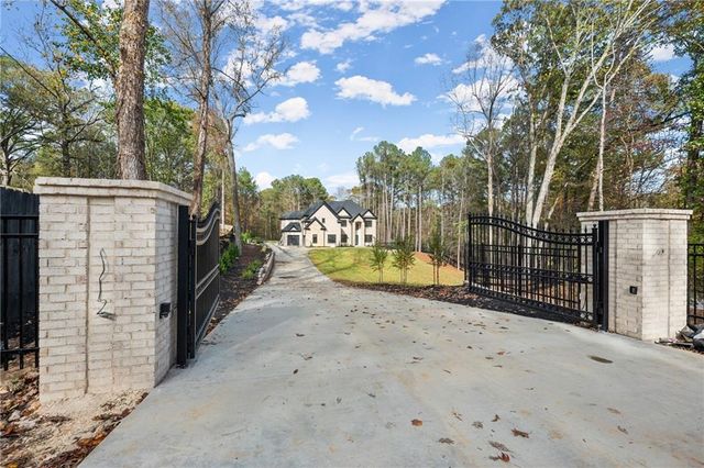 $1,750,000 | 1540 Brooks Road Southeast